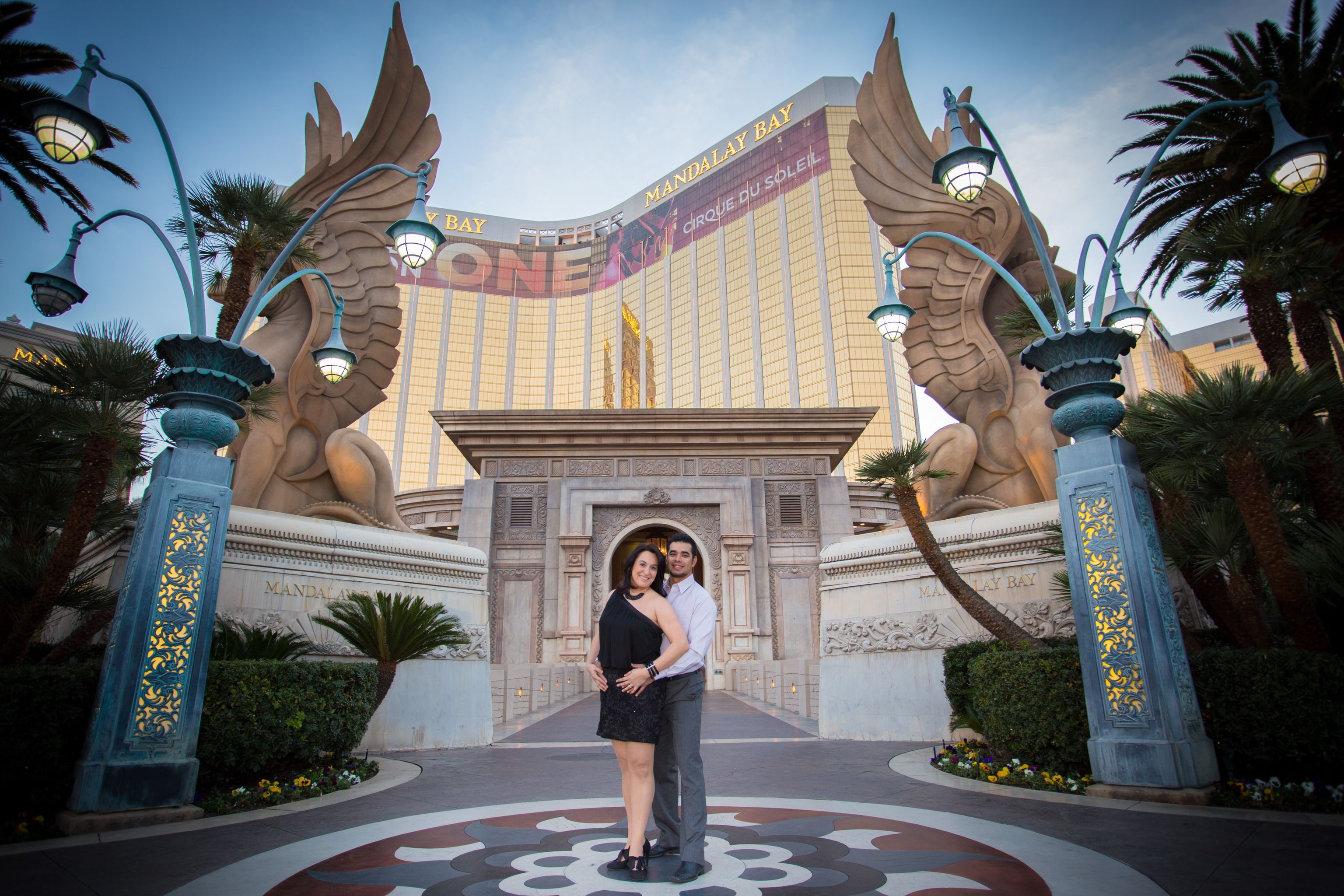 Biggest Hotels in Las Vegas 2026: Room Counts, Must-See Landmarks & How to Visit Every One in a Single Night